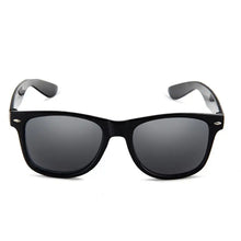 Load image into Gallery viewer, Promotional Sunglasses Classic Style Unisex Sunglasses Cheap Sunglasses